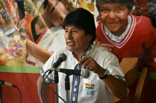 Evo Morales se queja de los insultos raciales en las redes sociales
