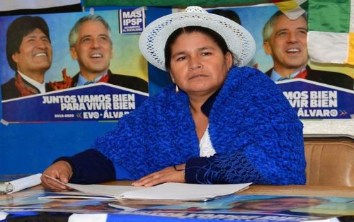 Leonilda Zurita califica a Evo Morales de Padre Ejemplar
