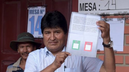 Evo Morales y Álvaro García Linera prometieron respetar el resultado del referendo