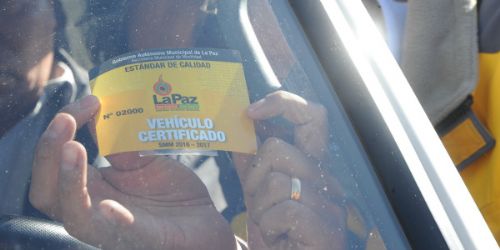 Choferes de La Paz determinan paro de 24 horas el lunes 13