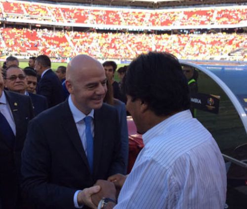 Evo Morales anuncia estadio de 100 millones de bolivianos en Montero
