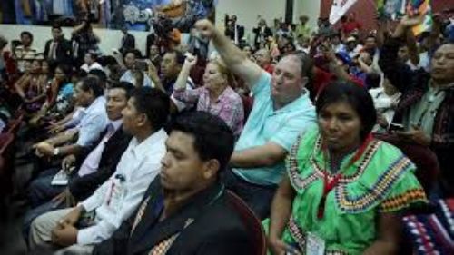 Estado gastó 593.354 bolivianos en viaje de 68 dirigentes de organizaciones sociales a Panamá