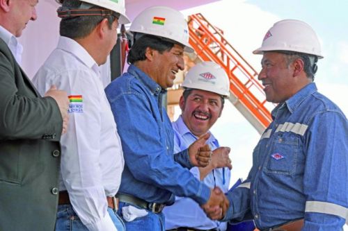 Gobernador Urquizu pide a Evo Morales que gobierne hasta 2025