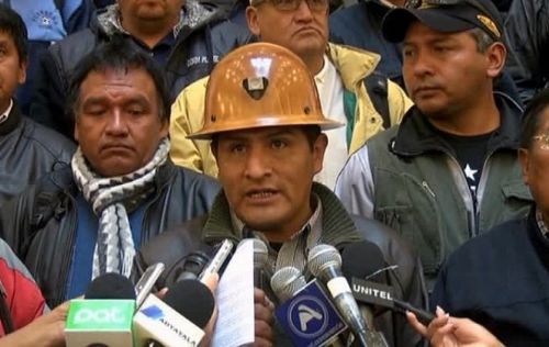 COB califica de calumnia económica el PIB que descarta el pago del doble aguinaldo