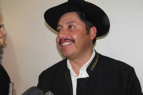 Gobernador de Chuquisaca asegura que Evo irá por la reelección el 2020