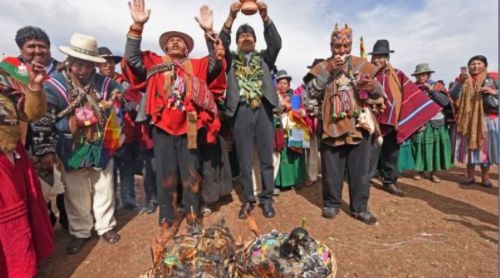 CONAMAQ aprovecha ritual andino para proclamar a Evo Morales candidato 2019