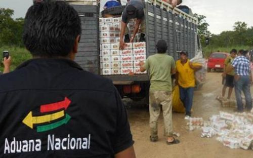 Contrabando que ingresa a Bolivia mueve 2.000 millones de dólares por año
