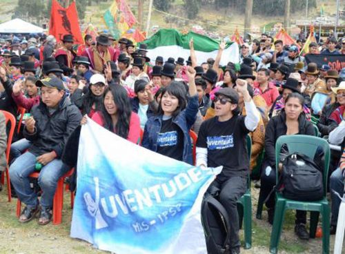 Juventudes del MAS en emergencia por jóvenes detenidos por publicar un meme