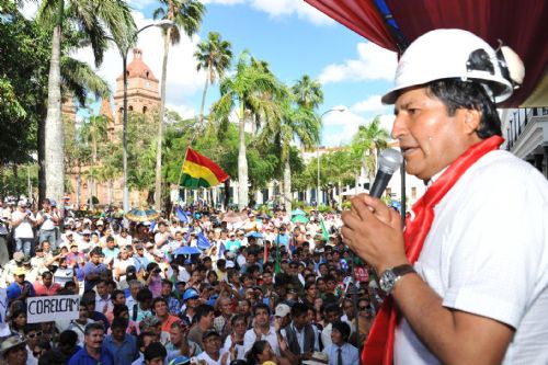 Gobierno gastó en 6 años 300 millones de bolivianos en transmisiones de Evo Morales