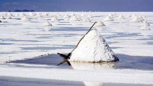 Planta de salmuera en el salar de Coipasa, inaugurada el 2013 está abandonada