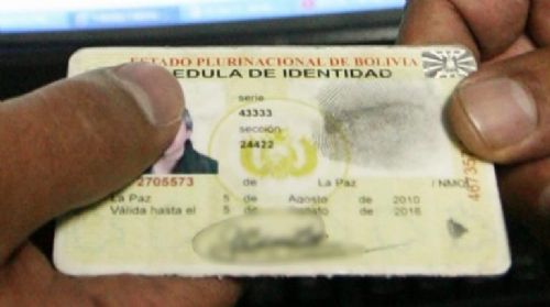 Identifican red de falsificación de cédulas de identidad operada por empleados del SEGIP y el SERECI