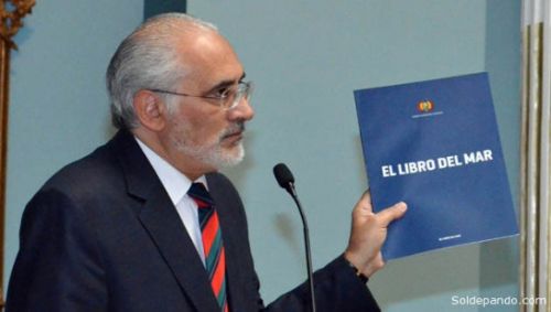Gobierno activó nueva ofensiva contra la imagen de Carlos Mesa