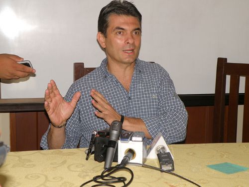 Alcalde de Tarija y sus Directores se rebajan 10% de su salario