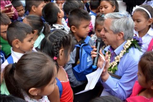 García Linera anuncia un referéndum para castigar a violadores