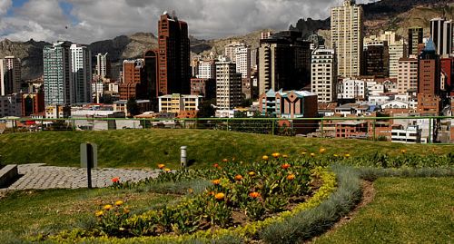 Personas que beban en la calle o conduzcan ebrios limpiarán parques en La Paz