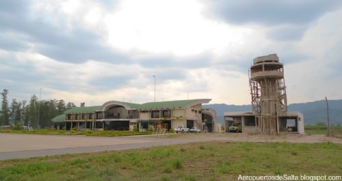 Aeropuerto de Ixiamas que costó 42 millones de bolivianos, está abandonado