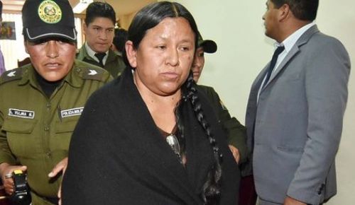 Nemesia Achacollo saldrá de la cárcel con detención domiciliaria