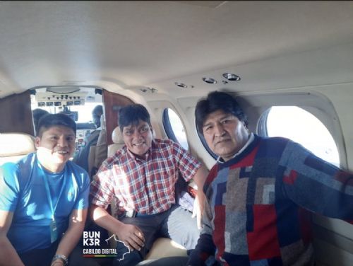 La Fuerza Aérea Boliviana dijo que la aeronave que transportó a Evo Morales a Tarija estaba en mantenimiento